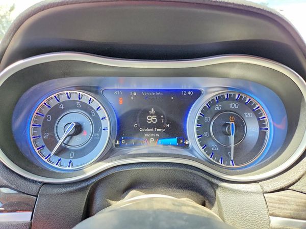 2015 CHRYSLER 300 Limited