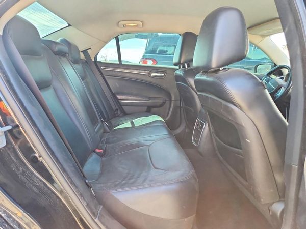 2015 CHRYSLER 300 Limited