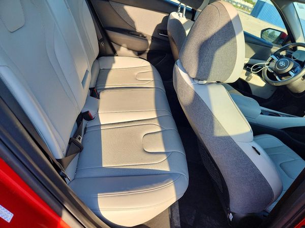 2021 HYUNDAI ELANTRA Limited