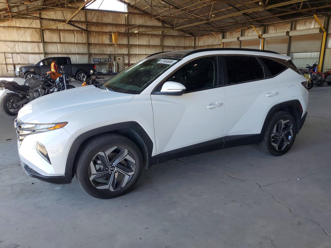 2022 HYUNDAI TUCSON SEL Convenience — Front 3/4