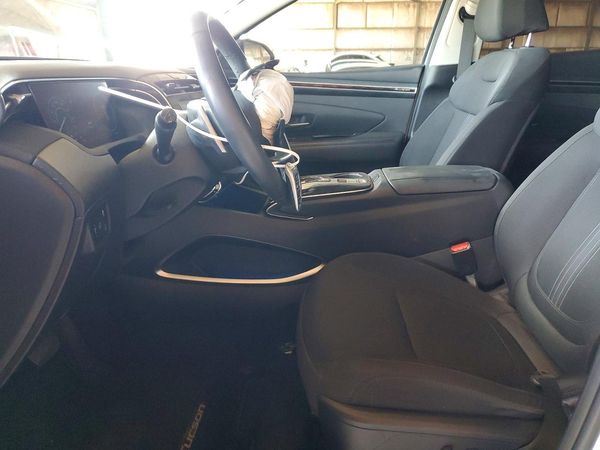 2022 HYUNDAI TUCSON SEL Convenience — DENT