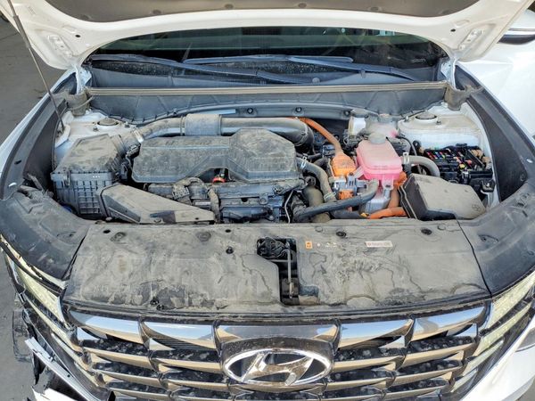 2022 HYUNDAI TUCSON SEL Convenience — Engine bay