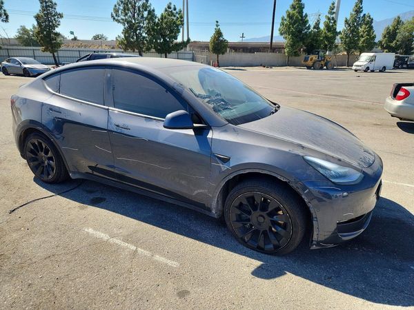 2022 TESLA MODEL Y