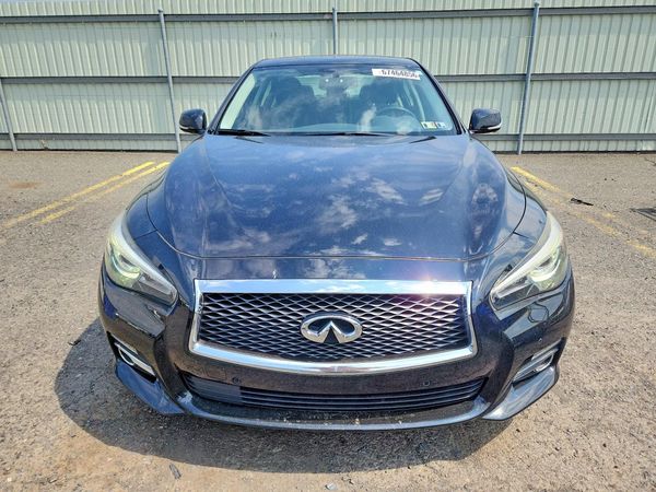 2017 INFINITI Q50