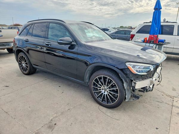 2022 MERCEDES-BENZ GLC GLC300