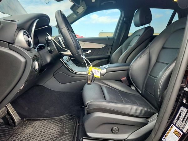 2022 MERCEDES-BENZ GLC GLC300
