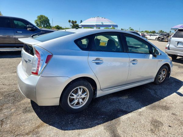 2014 TOYOTA PRIUS