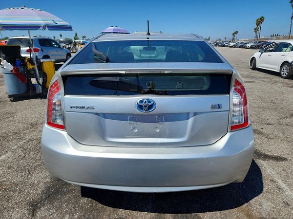 2014 TOYOTA PRIUS