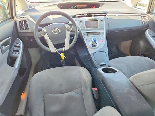 2014 TOYOTA PRIUS