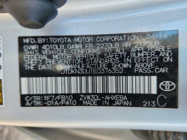 2014 TOYOTA PRIUS