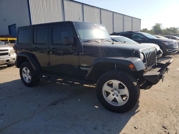 2013 JEEP WRANGLER Sahara
