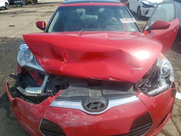 2013 HYUNDAI VELOSTER