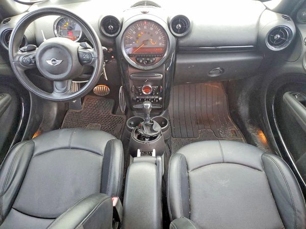 2016 MINI COOPER