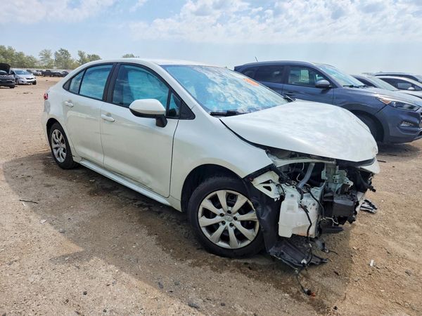 2021 TOYOTA COROLLA LE — Passenger 3/4