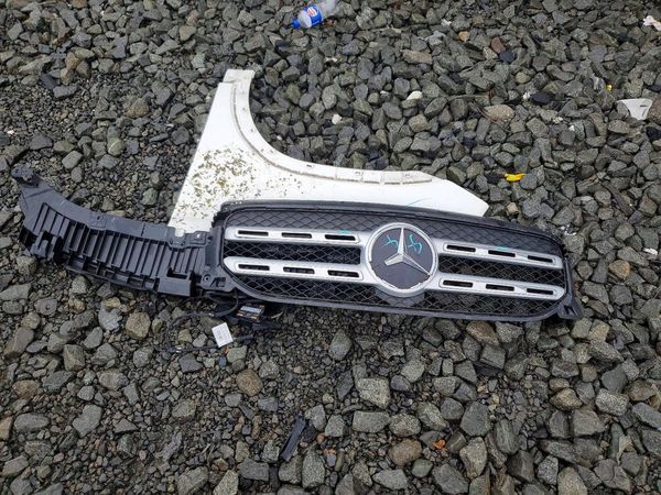 2021 MERCEDES-BENZ GLB