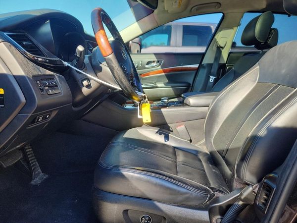 2015 KIA K900 KH