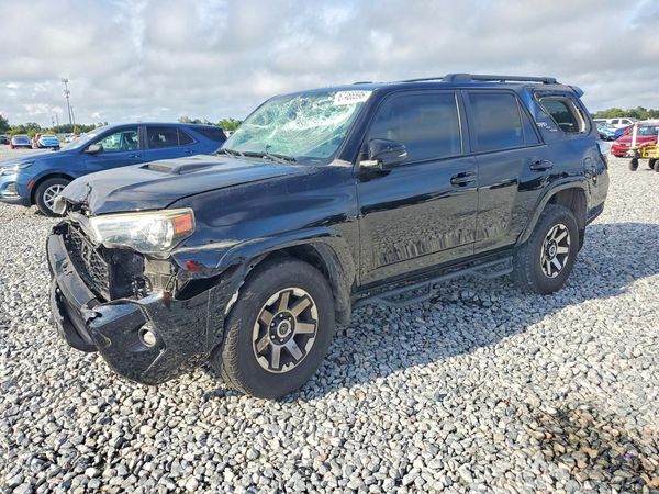 2020 TOYOTA 4RUNNER