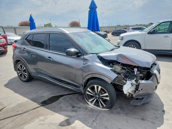 2019 NISSAN KICKS