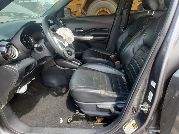2019 NISSAN KICKS