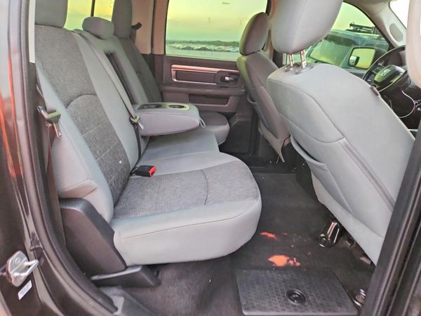 2016 RAM 1500 SLT