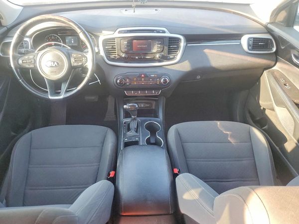2016 KIA SORENTO