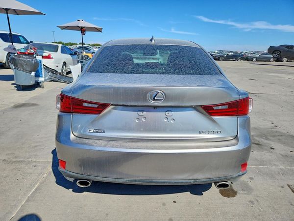 2015 LEXUS IS