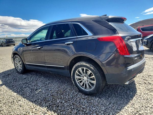 2017 CADILLAC XT5