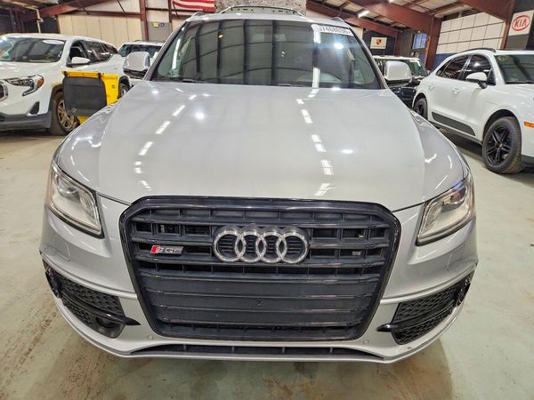 2016 AUDI SQ5 quattro Prestige