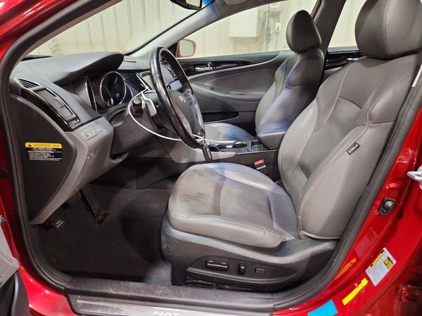 2014 HYUNDAI SONATA