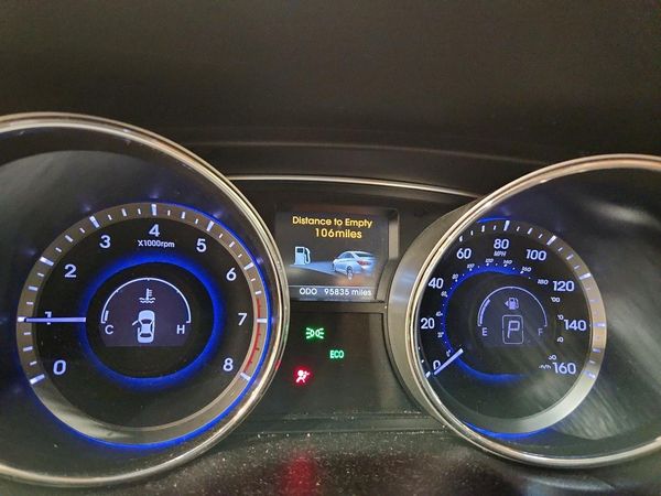 2014 HYUNDAI SONATA