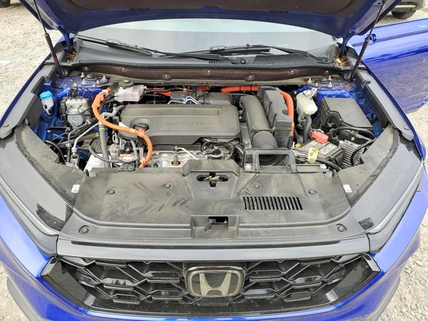 2025 HONDA CR-V Sport Touring — Engine bay