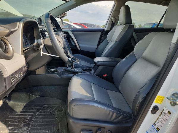 2015 TOYOTA RAV4 Limited (G Grade) — DENT