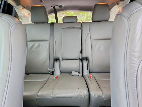 2016 TOYOTA HIGHLANDER