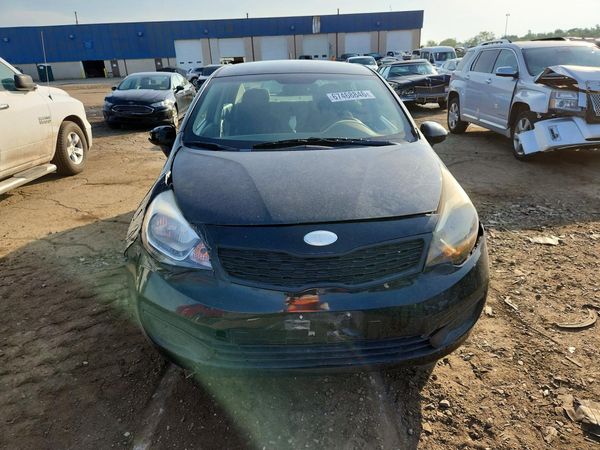2013 KIA RIO