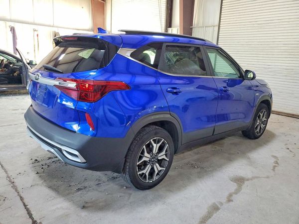 2021 KIA SELTOS EX