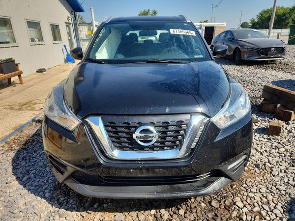 2018 NISSAN KICKS