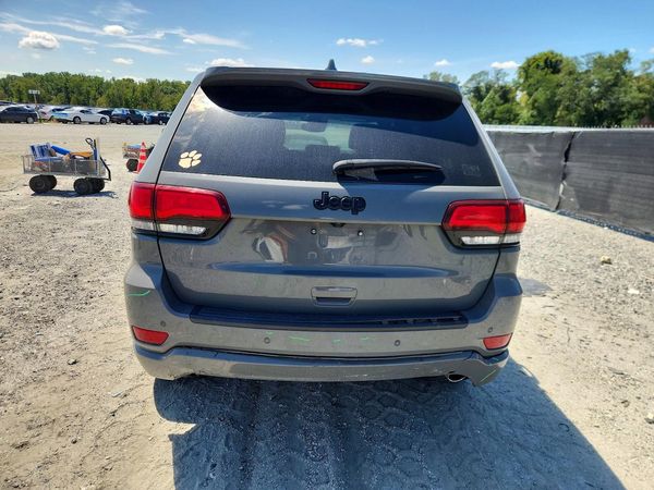 2022 JEEP GRAND CHEROKEE