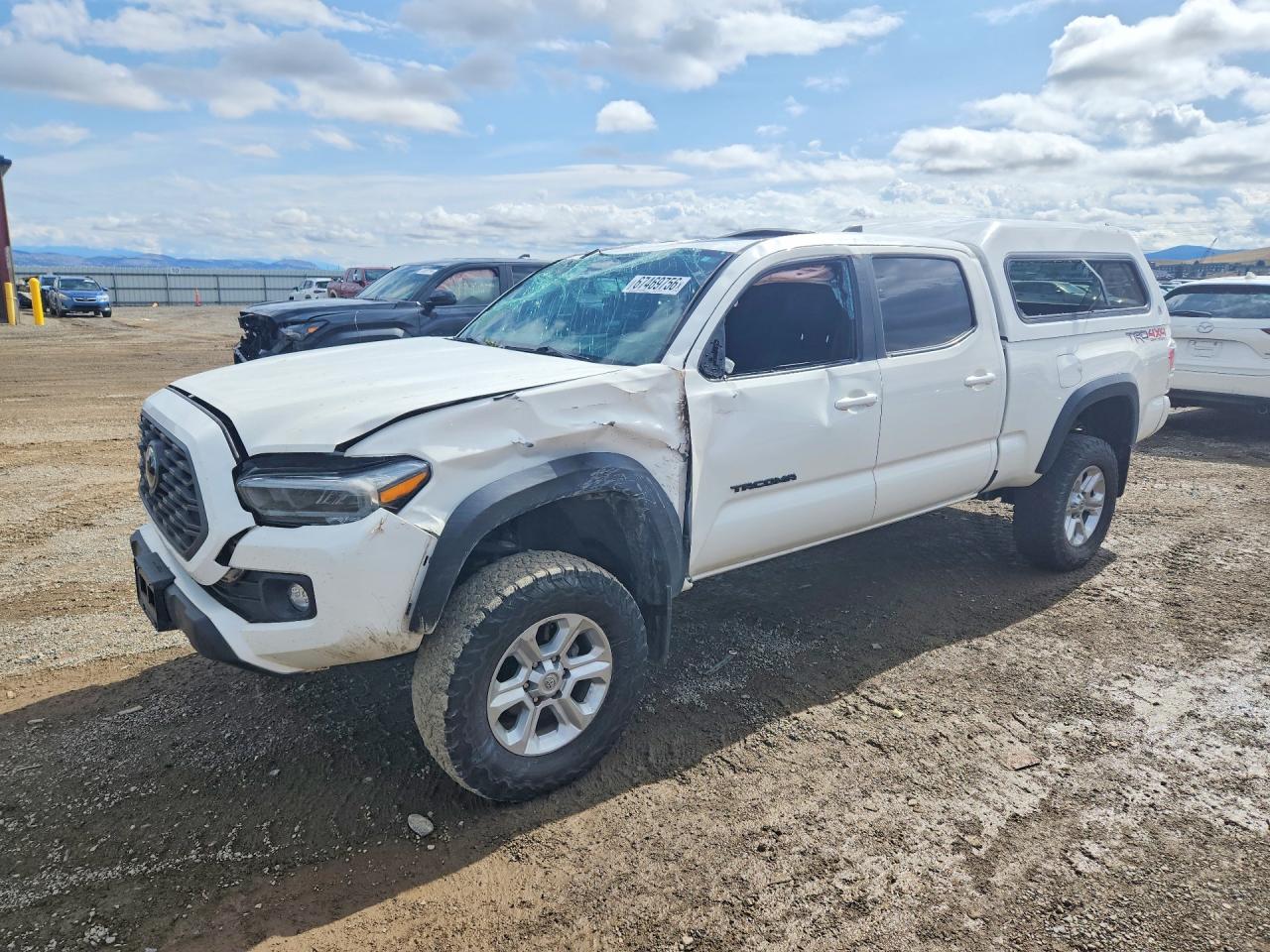 2021 TOYOTA TACOMA SR5 — Front 3/4