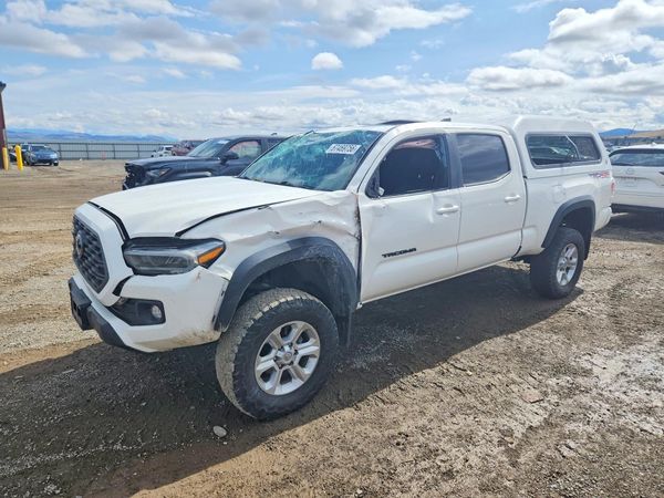 2021 TOYOTA TACOMA SR5 — Front 3/4