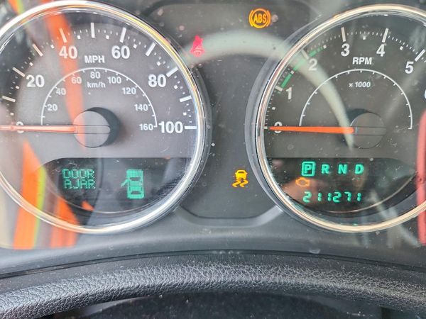 2013 JEEP WRANGLER Sahara — ODOM