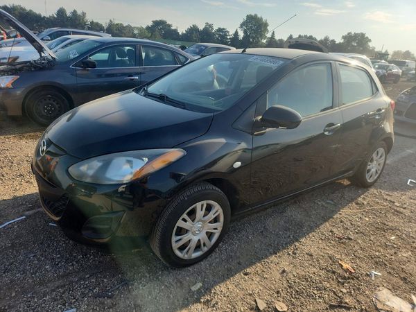 2013 MAZDA MAZDA2 Sport/GX