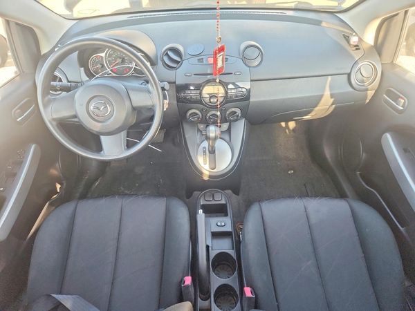 2013 MAZDA MAZDA2 Sport/GX
