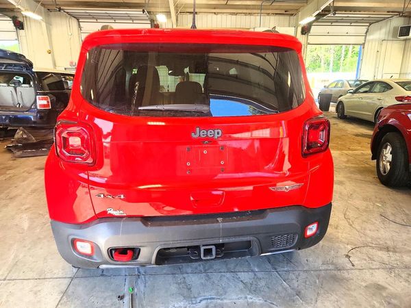 2021 JEEP RENEGADE Trailhawk