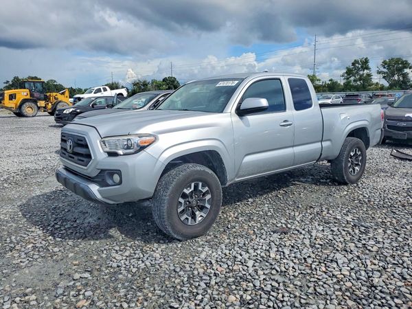 2016 TOYOTA TACOMA