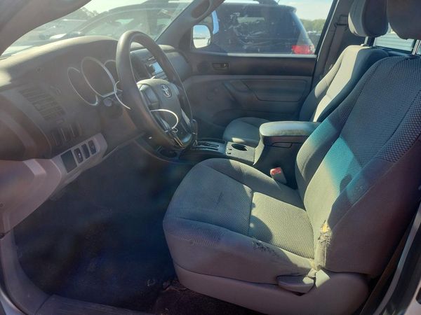 2012 TOYOTA TACOMA