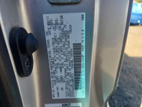 2012 TOYOTA TACOMA