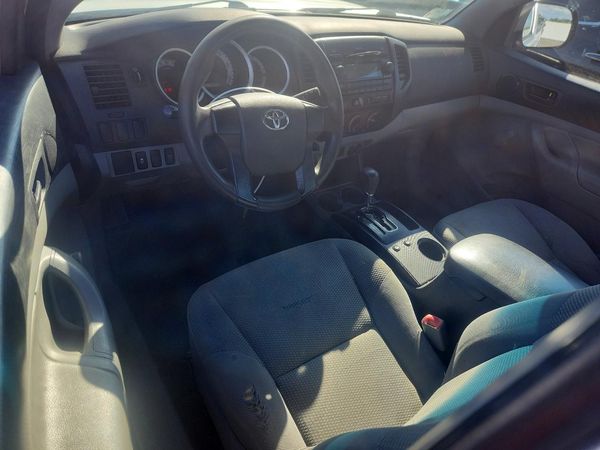 2012 TOYOTA TACOMA