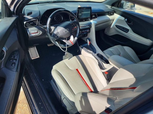 2020 HYUNDAI VELOSTER