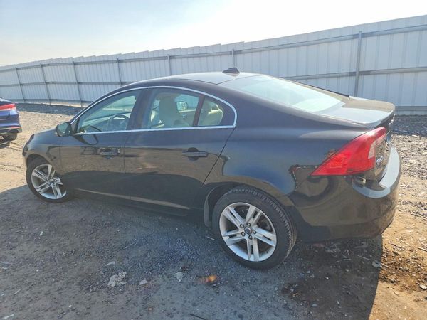 2014 VOLVO S60