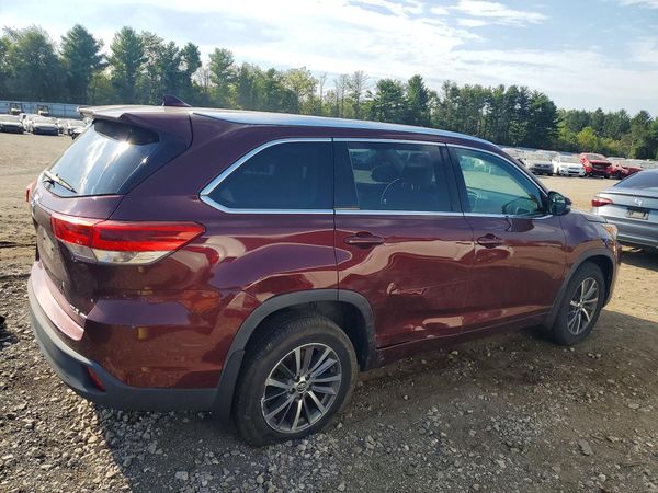 2017 TOYOTA HIGHLANDER SE/XLE